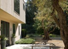 <a href="https://landscapearchitecturebuilt.com/staging/old-winery-road">Old Winery Road Residence</a>, <br>Sonoma, CA, USA