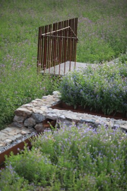 <a href="https://landscapearchitecturebuilt.com/staging/suqian-santaishan-flower-quilt">Suqian Santaishan Flower Quilt</a>, <br>Suqian, Jiangsu Province, China