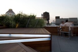 <a href="https://landscapearchitecturebuilt.com/staging/unfolding-terrace">Unfolding Terrace</a>, <br>DUMBO, Brooklyn, NY, USA