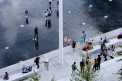 <a href="https://landscapearchitecturebuilt.com/staging/centenary-square">Centenary Square</a>, <br>Birmingham, England