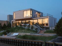 <a href="https://landscapearchitecturebuilt.com/staging/resilient-dunescape">Resilient Dunescape</a>, <br>Sea Bright, NJ, USA