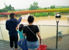 <a href="https://landscapearchitecturebuilt.com/staging/yanweizhou-park">Yanweizhou Park </a>, <br>Jinhua, Zhejiang Province, China