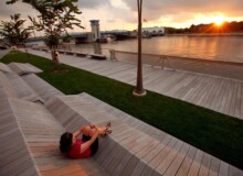 <a href="https://landscapearchitecturebuilt.com/staging/citydeck">CityDeck</a>, <br>Green Bay, WI, USA