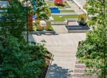 <a href="https://landscapearchitecturebuilt.com/staging/industry-city-courtyard-5-6">Industry City Courtyard 5-6</a>, <br>Sunset Park, Brooklyn, NY, USA