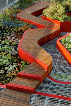 <a href="https://landscapearchitecturebuilt.com/staging/burnley-living-roofs">Burnley Living Roofs</a>, <br>Melbourne, Australia
