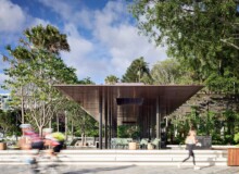 <a href="https://landscapearchitecturebuilt.com/staging/riverside-green">Riverside Green</a>, <br>Brisbane, Australia