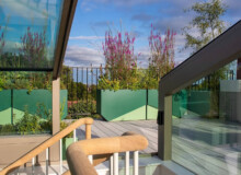 <a href="https://landscapearchitecturebuilt.com/staging/hampstead-roof-garden">Hampstead Roof Garden</a>, <br>London, UK