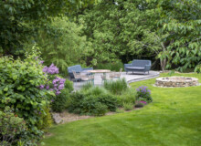 <a href="https://landscapearchitecturebuilt.com/staging/whetstone-biodiverse-garden">Whetstone Biodiverse Garden</a>, <br>London, UK