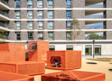 <a href="https://landscapearchitecturebuilt.com/staging/plot-5">East Village - Plot 5 play space</a>, <br>London, UK
