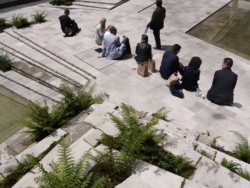 <a href="https://landscapearchitecturebuilt.com/europaallee-21">Europaallee 21</a>, <br>Zurich, Switzerland