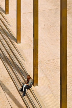 <a href="https://landscapearchitecturebuilt.com/bonn-square">Bonn Square</a>, <br>Oxford, England