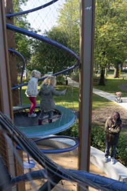 <a href="https://landscapearchitecturebuilt.com/frederik-hendrikplantsoen">Frederik Hendrikplantsoen</a>, <br>Amsterdam, Netherlands