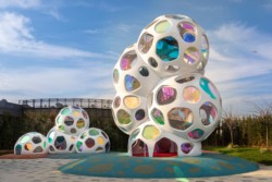 <a href="https://landscapearchitecturebuilt.com/roof-playground-marmara-forum">Roof Playground Marmara Forum</a>, <br>Instanbul, Turkey