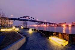 <a href="https://landscapearchitecturebuilt.com/erie-street-plaza">Erie Street Plaza</a>, <br>Milwaukee, WI, USA