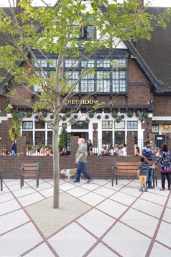 <a href="https://landscapearchitecturebuilt.com/croydon-south-end-high Street">Croydon South End High Street</a>, <br>Croydon, UK