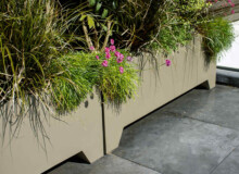 <a href="https://landscapearchitecturebuilt.com/belgravia-green-wall">Belgravia Green Wall: A Biodiverse Tapestry</a>, <br>London, UK