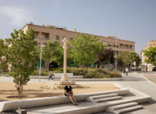 <a href="https://landscapearchitecturebuilt.com/eix-de-la-via">Eix de la via</a>, <br>Barcelona, Spain