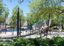 <a href="https://landscapearchitecturebuilt.com/play-garland-oosterpark">Play garland in Oosterpark</a>, <br>Amsterdam, the Netherlands
